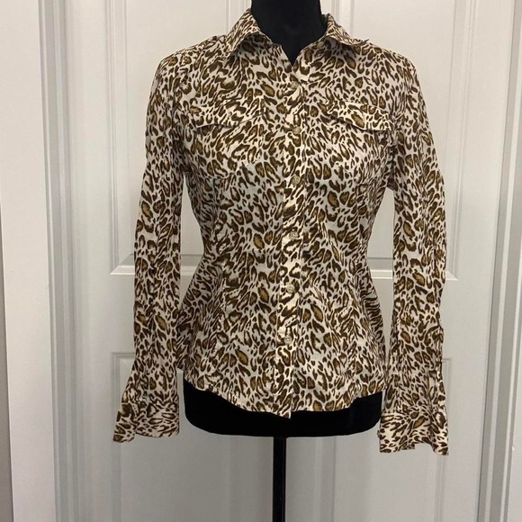Jones New York Tops - Leopard print blouse with flared sleeves - Size S